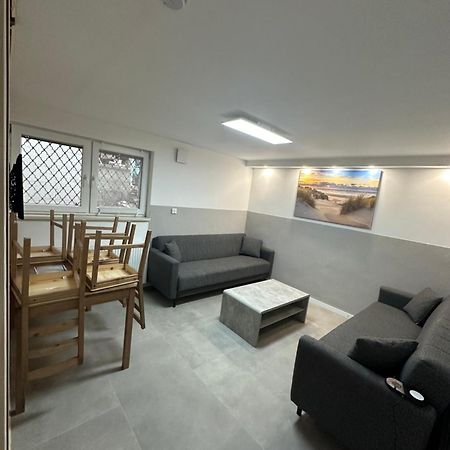 Charmante 2 Zimmer Souterrain Hannover Eksteriør billede