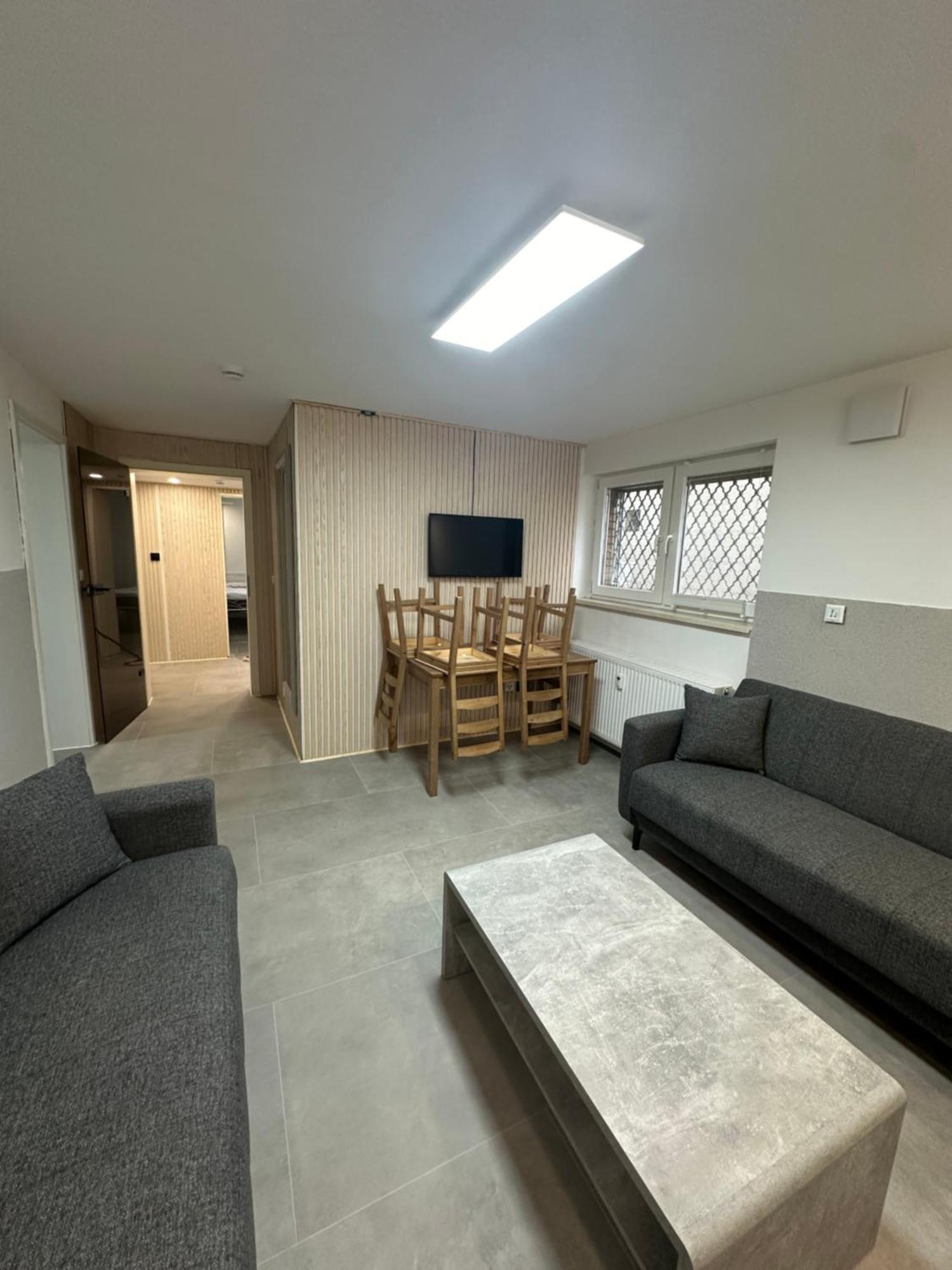 Charmante 2 Zimmer Souterrain Hannover Eksteriør billede